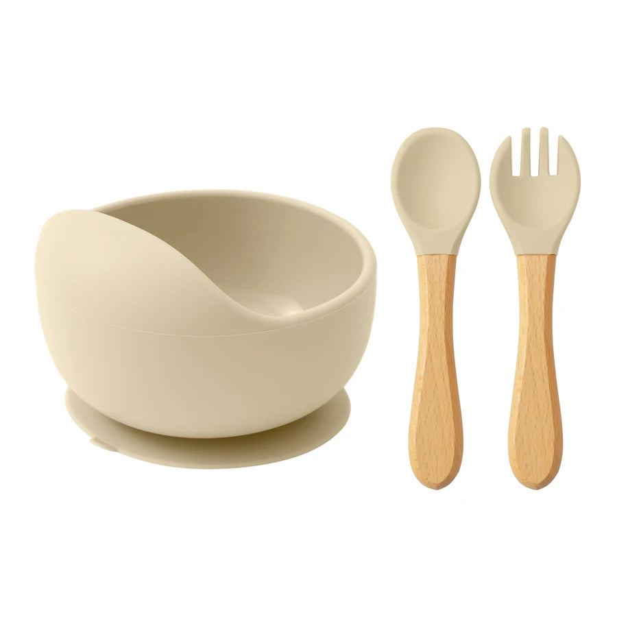 Ensemble d'alimentation pour bébé Mamaplan 3 pièces en silicone : bol à ventouse, cuillère et fourchette d'apprentissage, assiette et accessoires pour bébé.