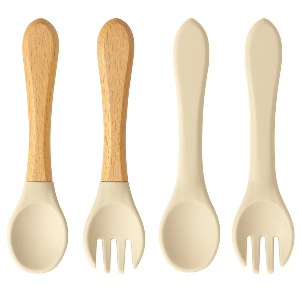 Ensemble de 4 cuillères et fourchettes en silicone Color Kids, sans BPA, avec manches en bois, pour l'apprentissage de l'alimentation des bébés et des nouveau-nés. Accessoires pour nourrissons et nouveau-nés.