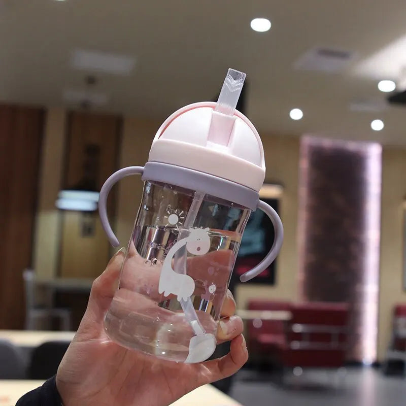 Gobelet/biberon pour enfants de 350 ml avec paille et bille de gravité, grand diamètre.
