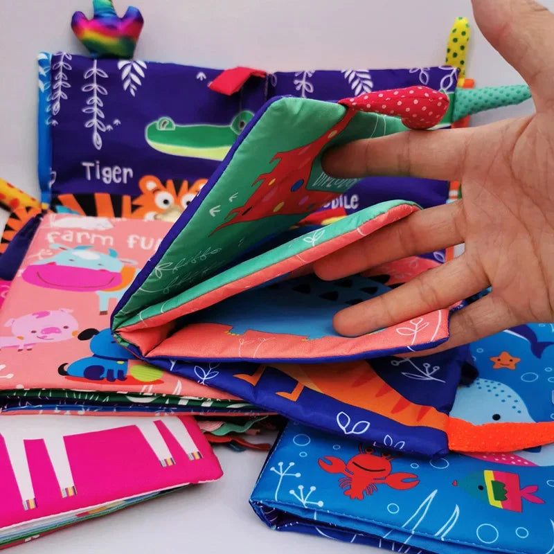 Hochets et mobiles pour bébé, jouet en tissu doux, livre à suspendre pour poussette, jouets d'éveil et cadeaux pour enfants.