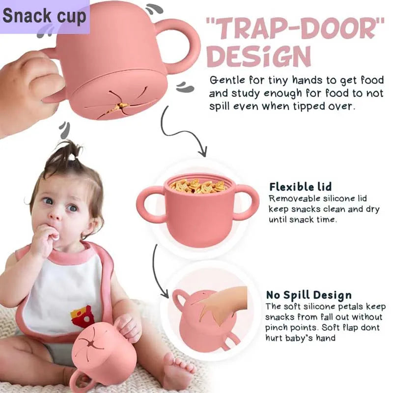 Gobelets d'apprentissage en silicone alimentaire pour bébés, avec prénom et paille.