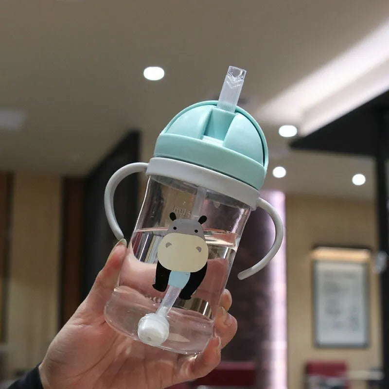 Gobelet/biberon pour enfants de 350 ml avec paille et bille de gravité, grand diamètre.