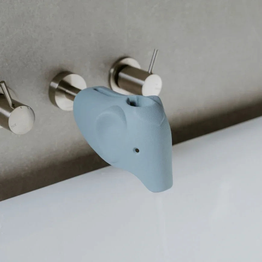 Protection de robinet pour baignoire bébé, bec verseur souple et sûr en EVA, anti-brûlures et anti-éclaboussures, compatible avec la plupart des robinets d'évier, pour la baignoire bébé.