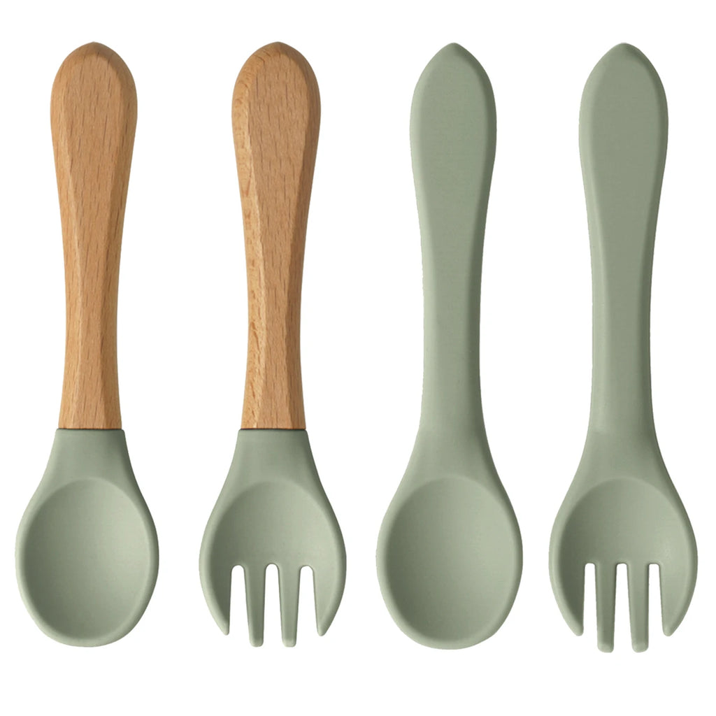 Ensemble de 4 cuillères et fourchettes en silicone Color Kids, sans BPA, avec manches en bois, pour l'apprentissage de l'alimentation des bébés et des nouveau-nés. Accessoires pour nourrissons et nouveau-nés.