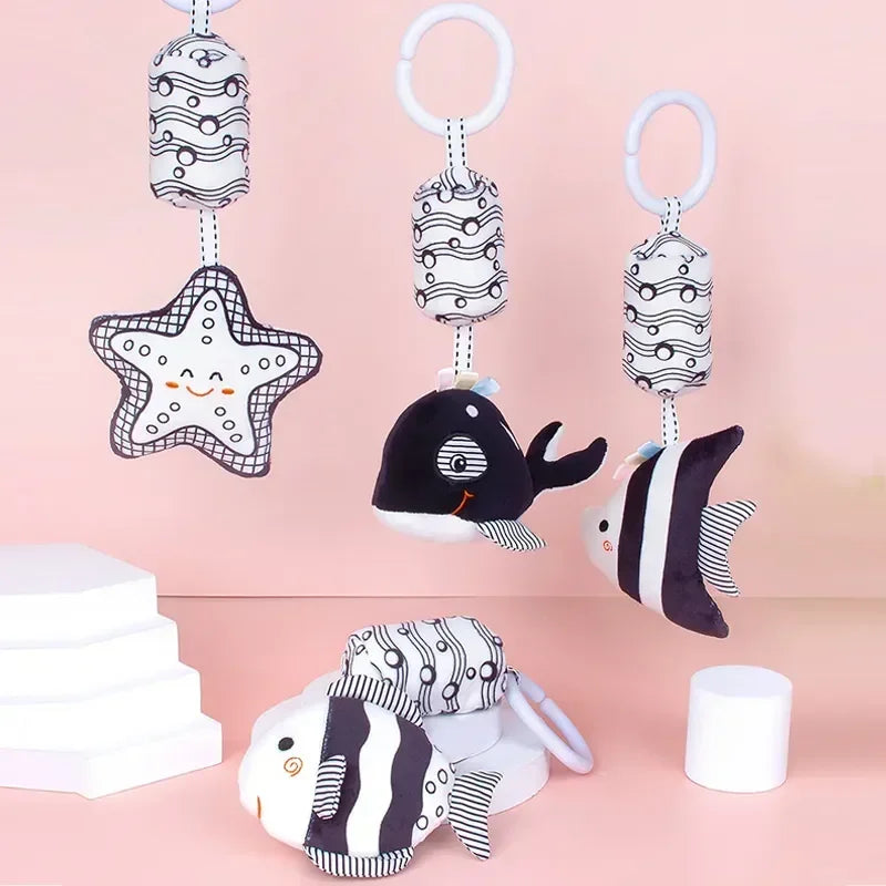 Hochet en peluche à suspendre à la poussette ou au lit, hochet pour bébé, noir et blanc, jouet d'éveil visuel pour enfants.